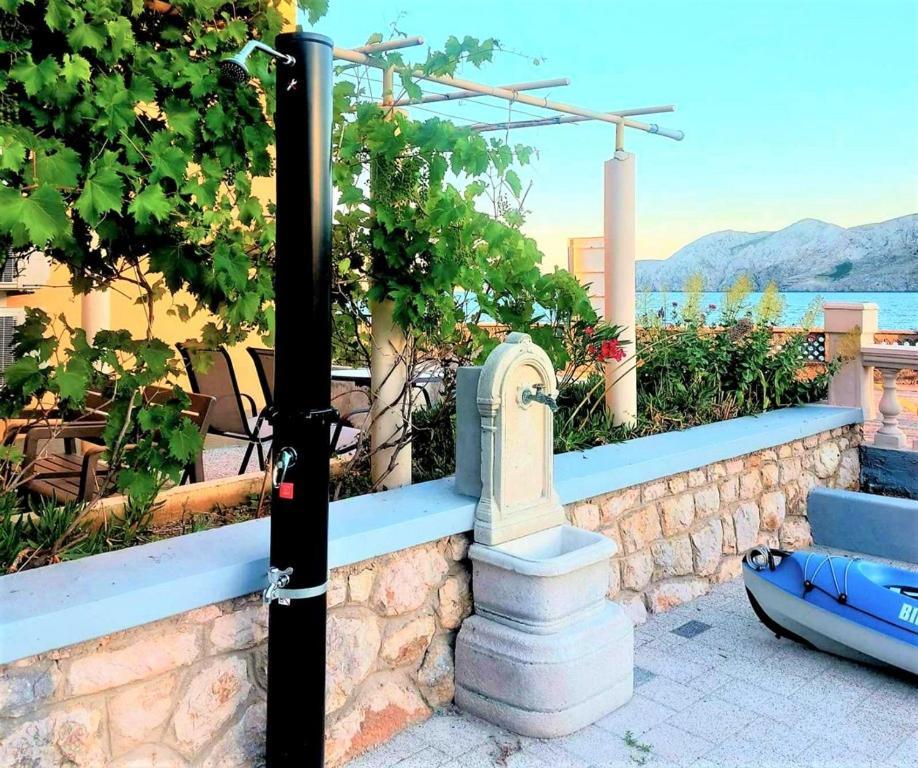 Beach Villa Baska 객실 사진